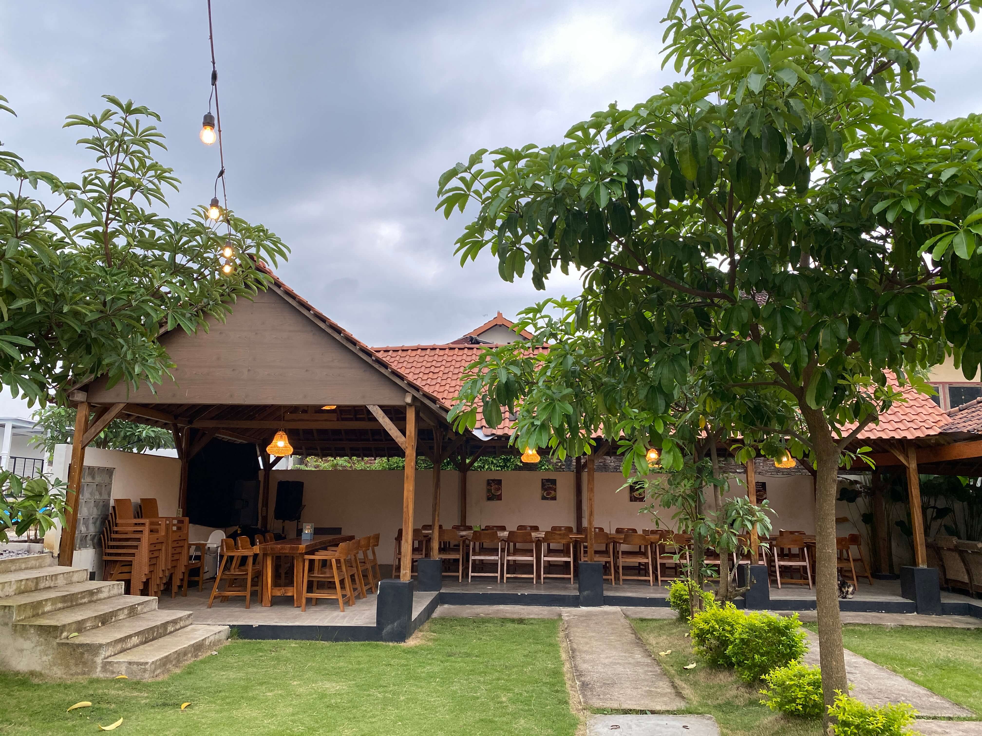 Dam Cokro Resto